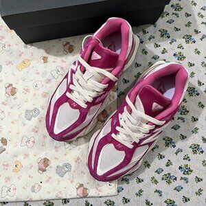 New Balance 9060 Series Rose Pink Sneakers